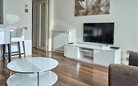 Apartamento Via Augusta 153